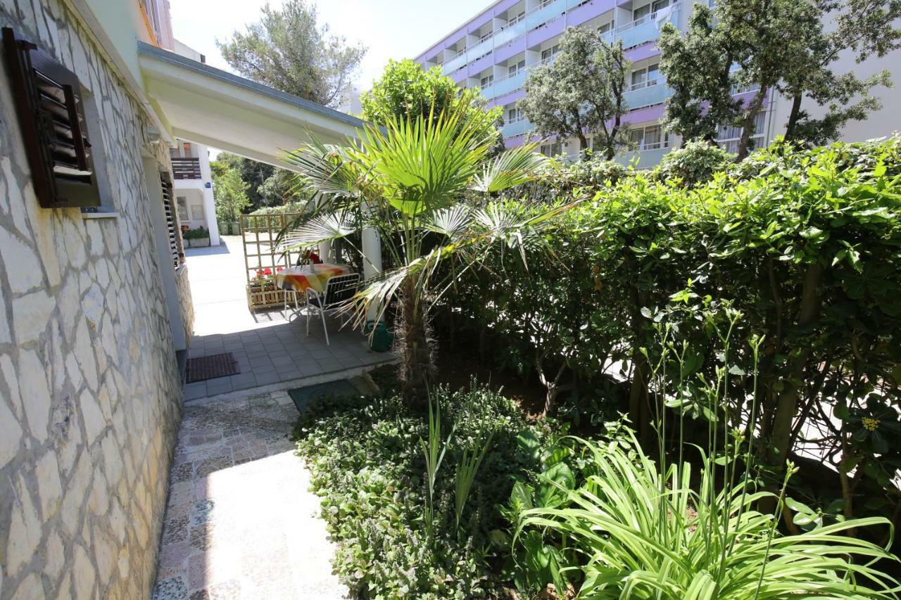 Apartments Paleka Petrcane Exterior photo