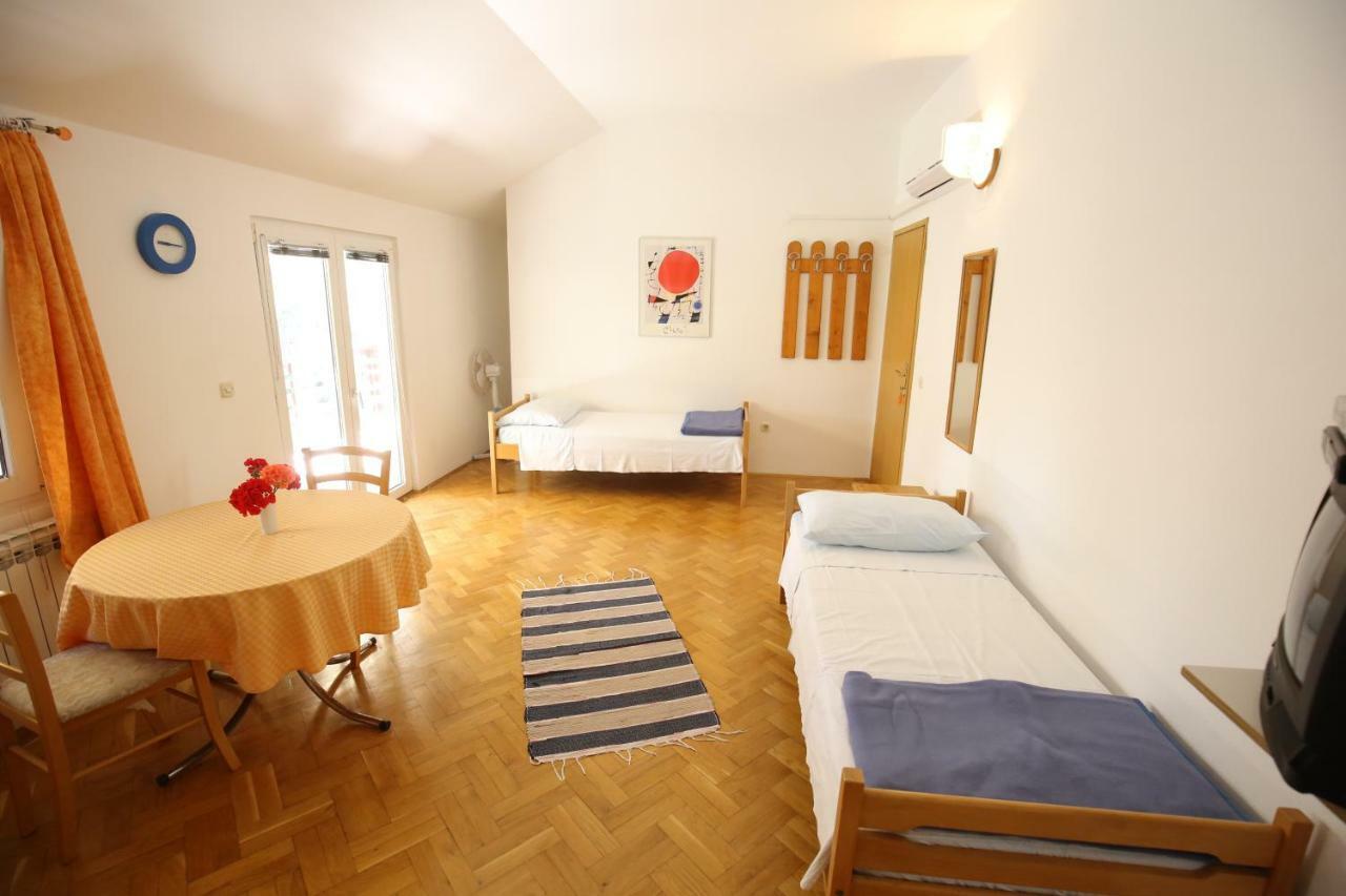 Apartments Paleka Petrcane Exterior photo